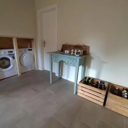 Ferienhof- Eiderdeich Whg. 3 Edith * Delve