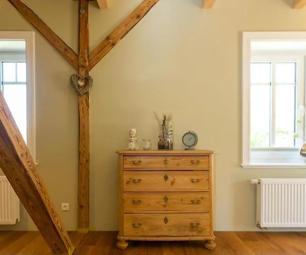 Ferienhof- Eiderdeich Whg. 3 Edith 公寓